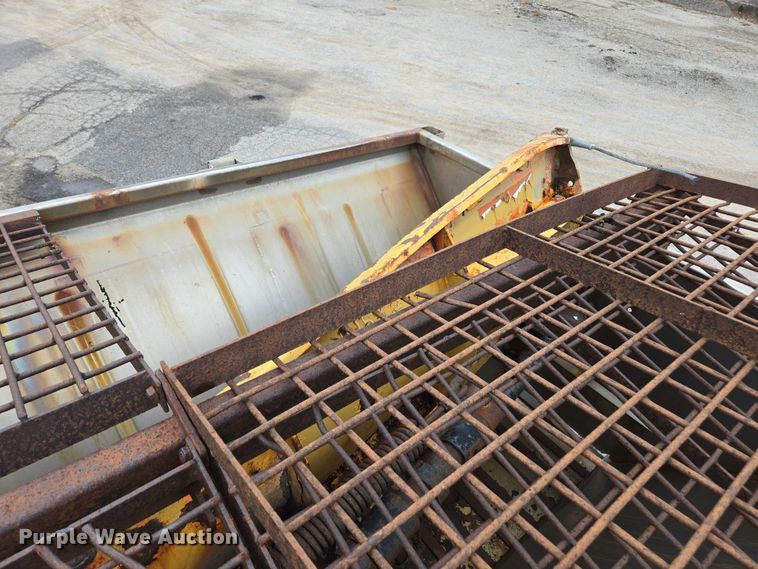 image for item DU3706 2006 International 7400 dump truck