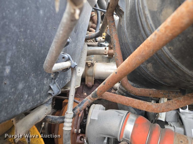 image for item DU3706 2006 International 7400 dump truck