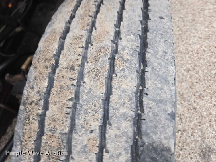 image for item DU3706 2006 International 7400 dump truck