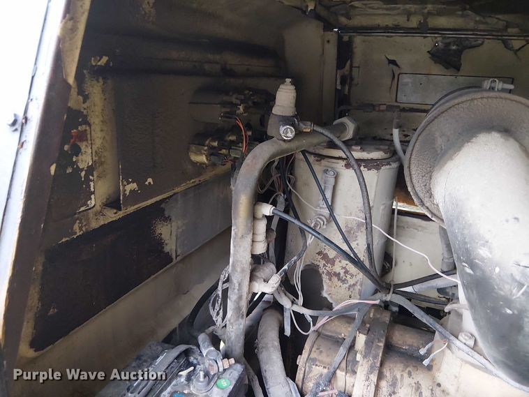 image for item DU3707 1997 Ingersoll-Rand P250WJD air compressor