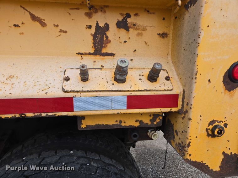 image for item DU3708 2013 International WorkStar 7500 dump truck