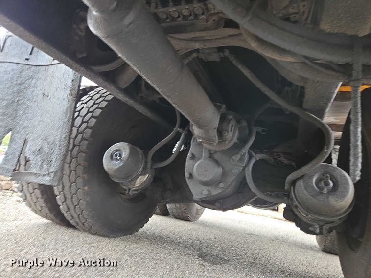 image for item DU3708 2013 International WorkStar 7500 dump truck