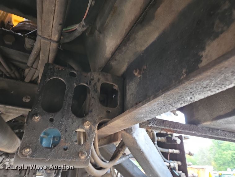 image for item DU3708 2013 International WorkStar 7500 dump truck