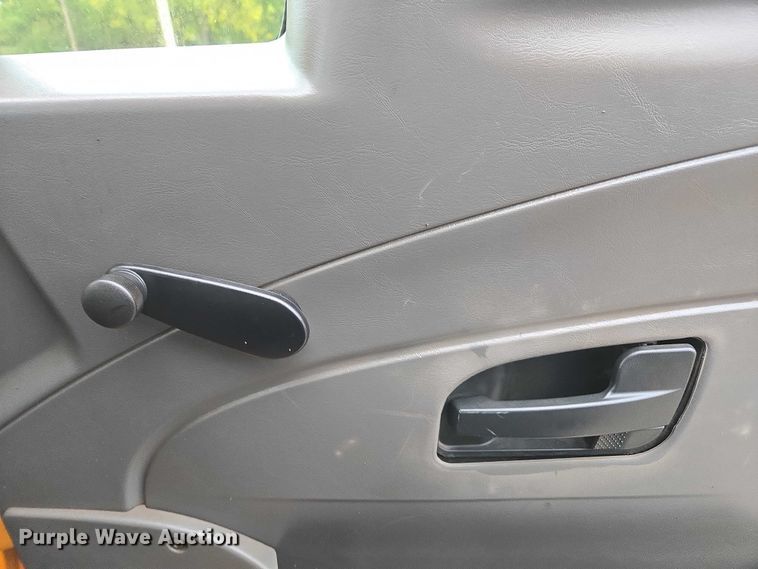 image for item DU3708 2013 International WorkStar 7500 dump truck