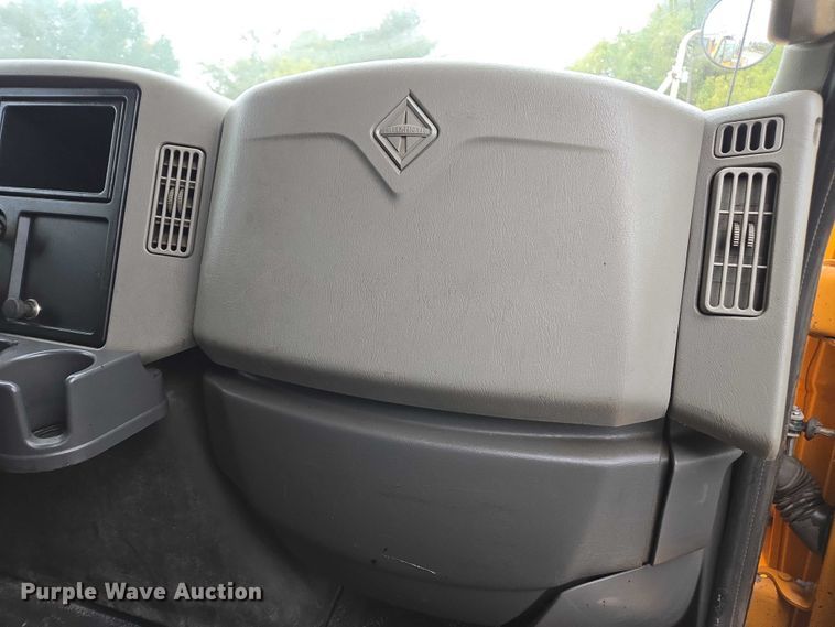 image for item DU3708 2013 International WorkStar 7500 dump truck