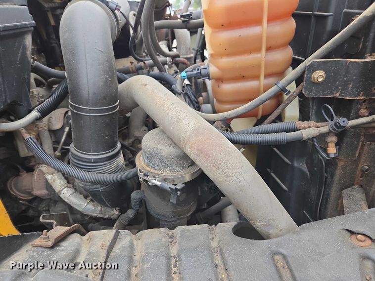 image for item DU3708 2013 International WorkStar 7500 dump truck