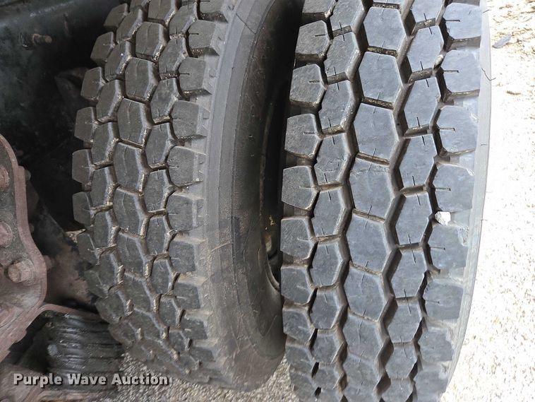 image for item DU3708 2013 International WorkStar 7500 dump truck