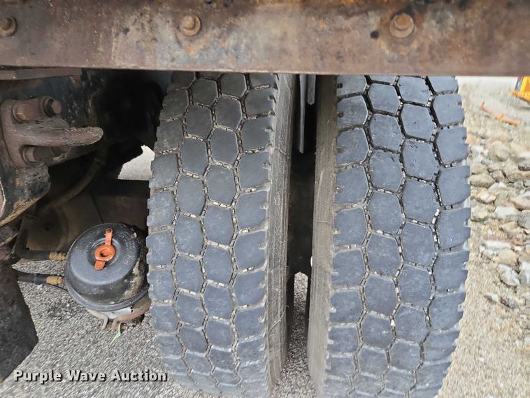 image for item DU3708 2013 International WorkStar 7500 dump truck