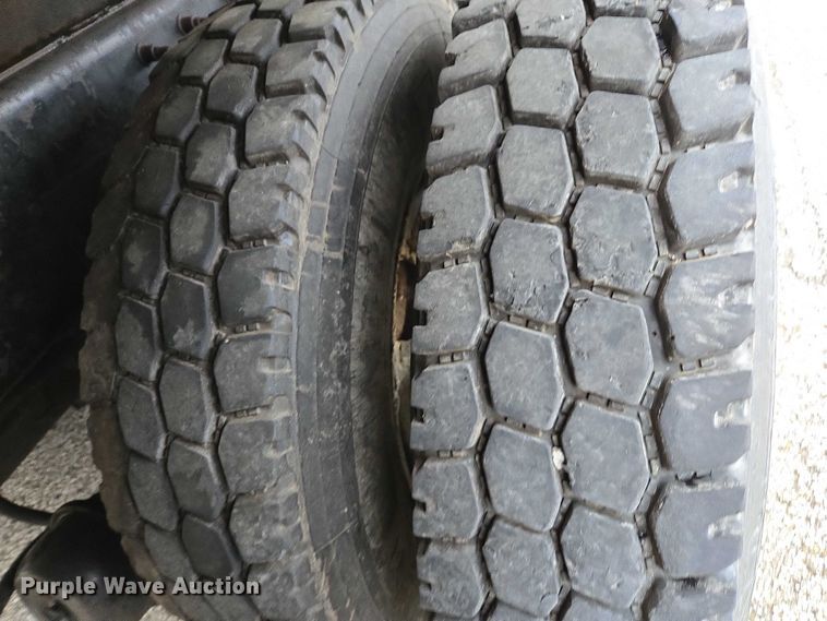 image for item DU3708 2013 International WorkStar 7500 dump truck