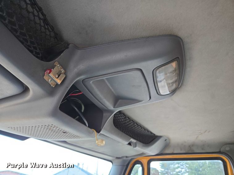 image for item DU3709 2007 International 7400 dump truck