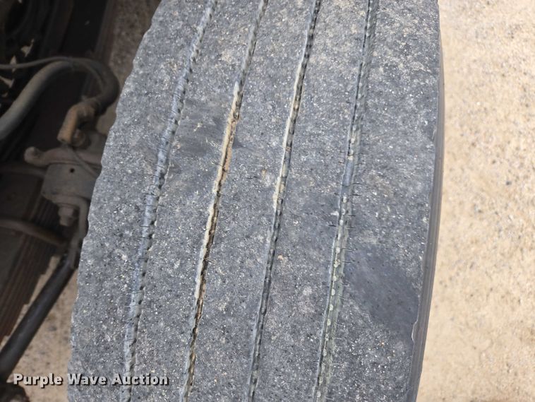 image for item DU3709 2007 International 7400 dump truck