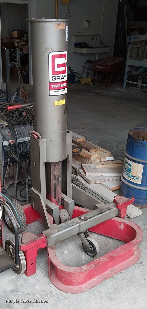 image for item DU3712 Gray  TNT 550 air lift