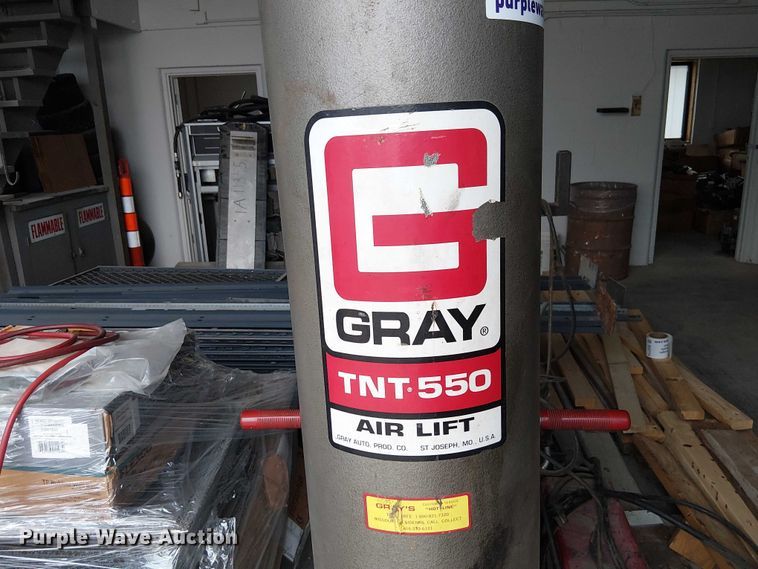 image for item DU3712 Gray  TNT 550 air lift