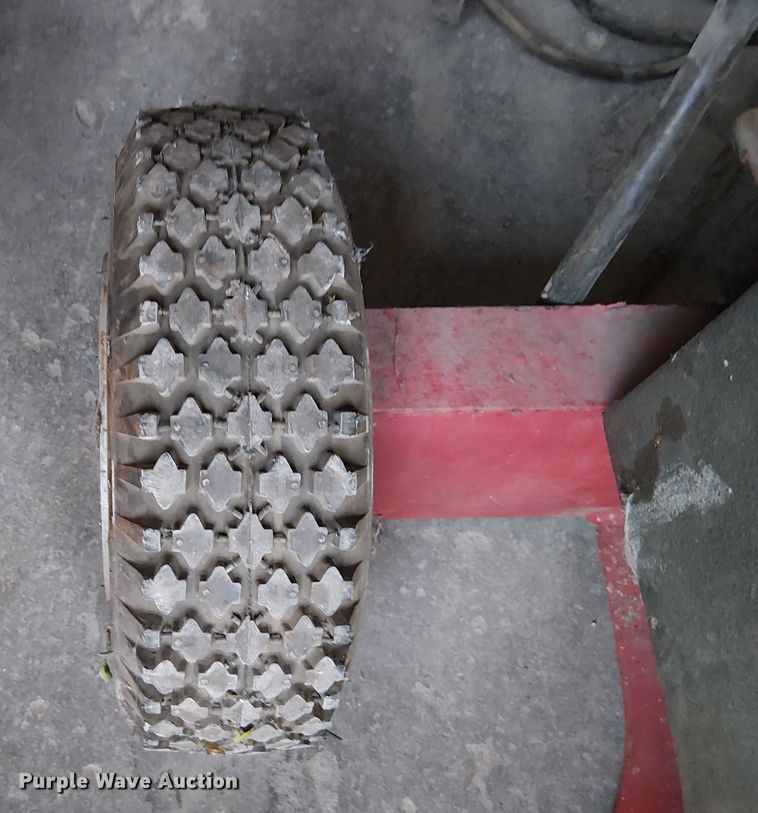 image for item DU3712 Gray  TNT 550 air lift