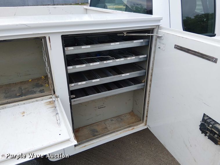 image for item DU3724 2009 Chevrolet 2500HD Ext. Cab utility bed pickup truck