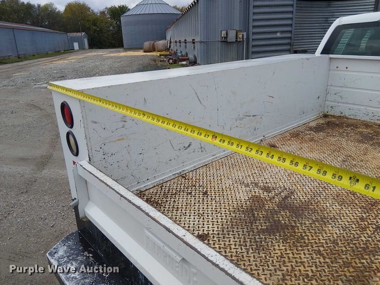 image for item DU3724 2009 Chevrolet 2500HD Ext. Cab utility bed pickup truck