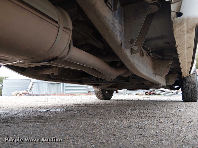 image for item DU3724 2009 Chevrolet 2500HD Ext. Cab utility bed pickup truck