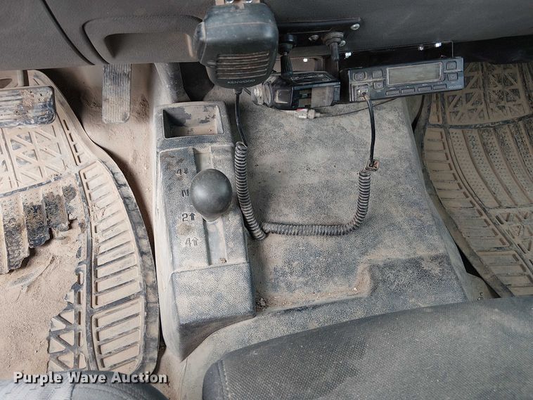 image for item DU3724 2009 Chevrolet 2500HD Ext. Cab utility bed pickup truck