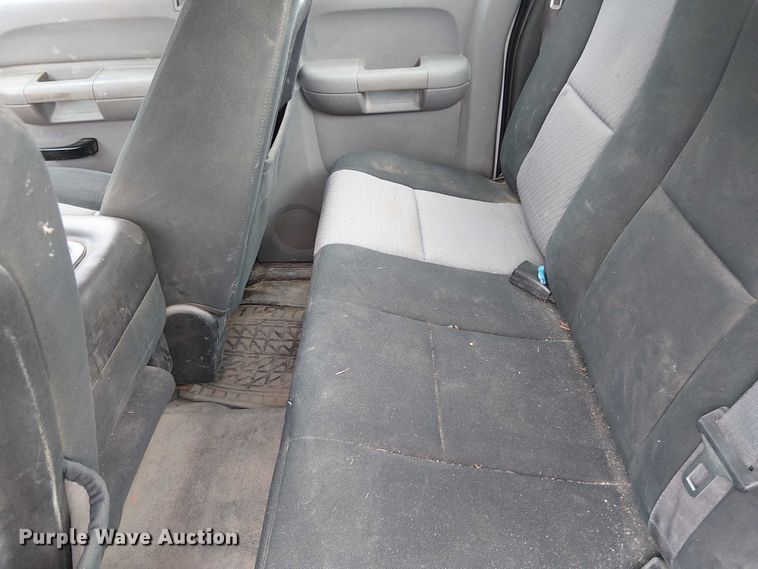 image for item DU3724 2009 Chevrolet 2500HD Ext. Cab utility bed pickup truck