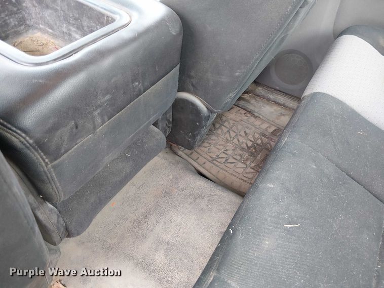 image for item DU3724 2009 Chevrolet 2500HD Ext. Cab utility bed pickup truck