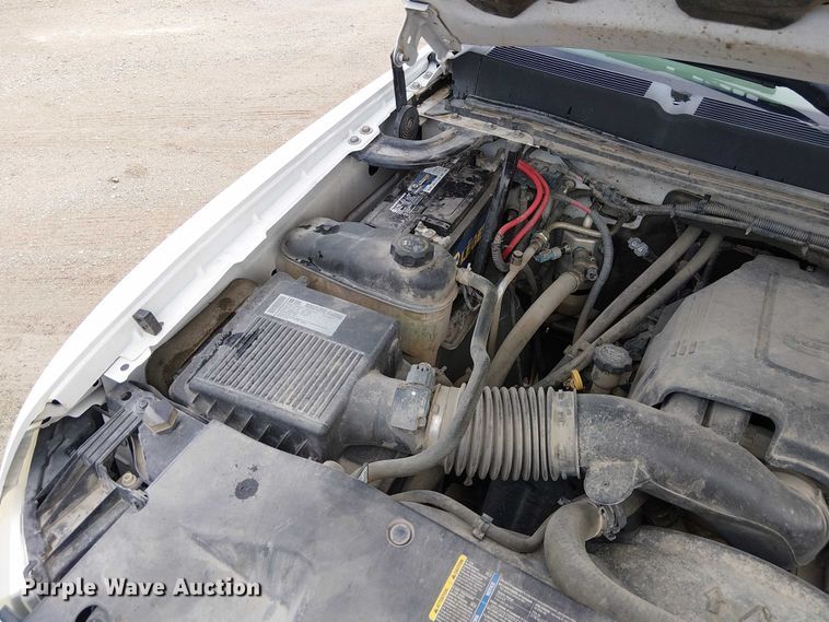 image for item DU3724 2009 Chevrolet 2500HD Ext. Cab utility bed pickup truck