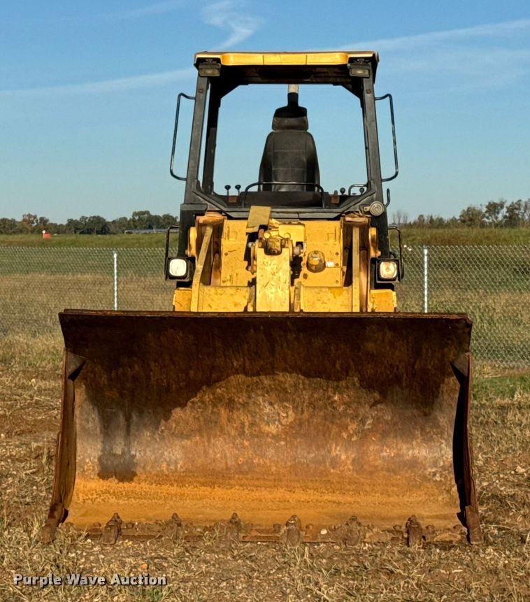 image for item DW6661 1998 Caterpillar 953C track loader