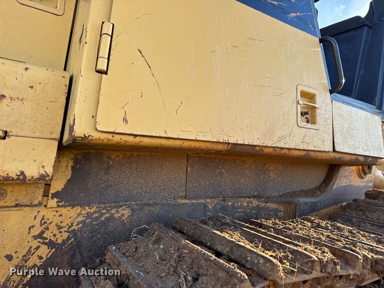 image for item DW6661 1998 Caterpillar 953C track loader