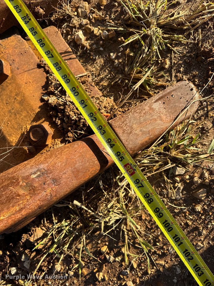 image for item DW6661 1998 Caterpillar 953C track loader