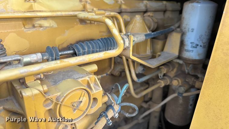 image for item DW6661 1998 Caterpillar 953C track loader