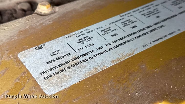 image for item DW6661 1998 Caterpillar 953C track loader