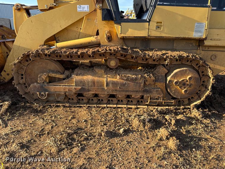 image for item DW6661 1998 Caterpillar 953C track loader