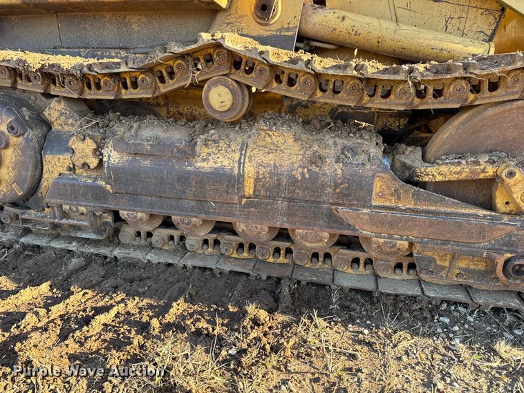 image for item DW6661 1998 Caterpillar 953C track loader