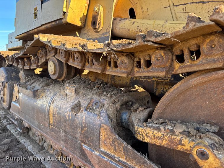 image for item DW6661 1998 Caterpillar 953C track loader