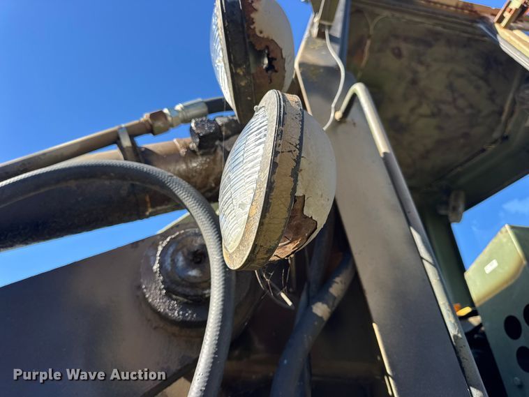 image for item DW6665 1984 Case MW24C wheel loader