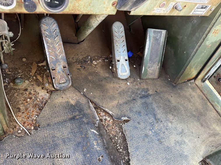 image for item DW6665 1984 Case MW24C wheel loader