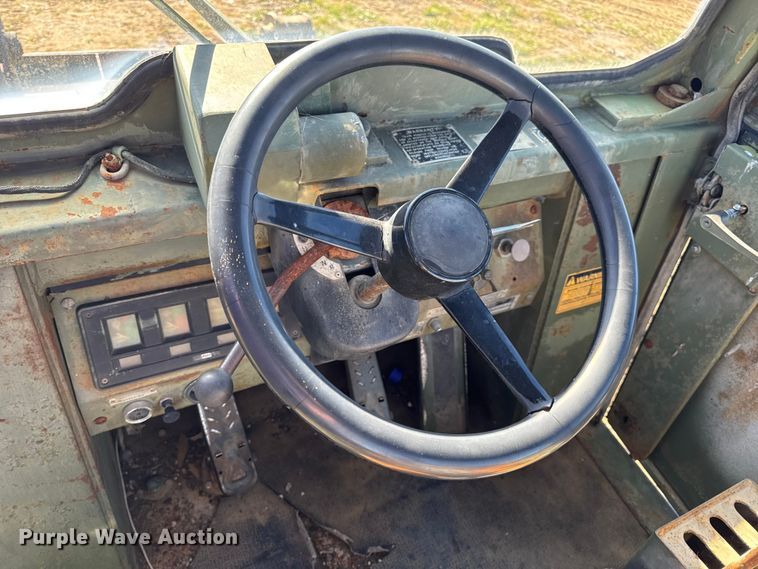 image for item DW6665 1984 Case MW24C wheel loader