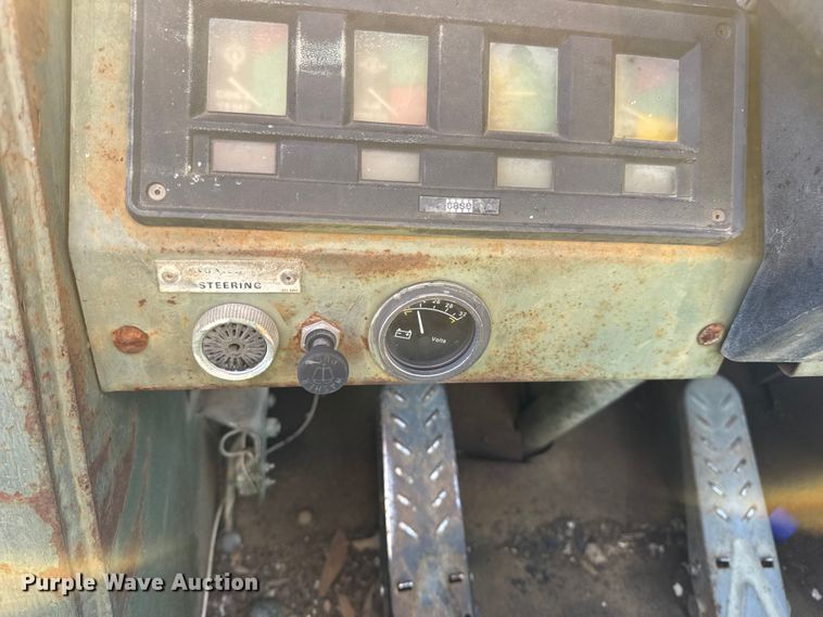 image for item DW6665 1984 Case MW24C wheel loader