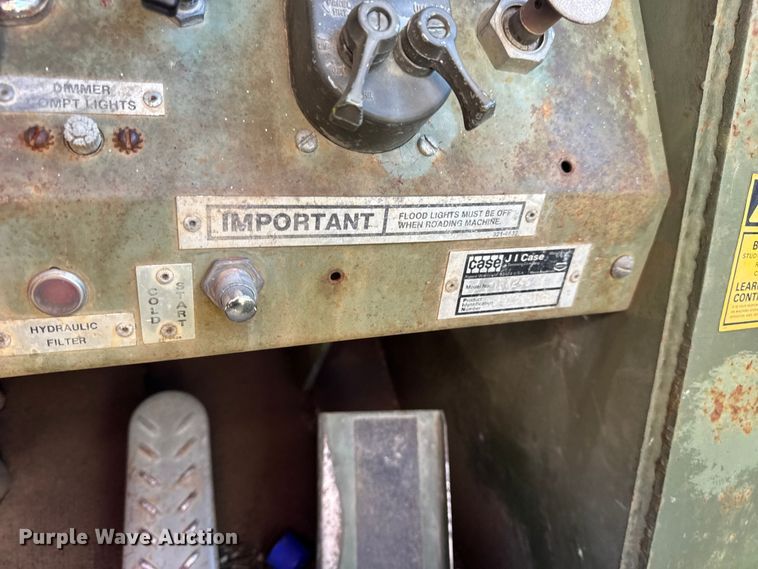 image for item DW6665 1984 Case MW24C wheel loader