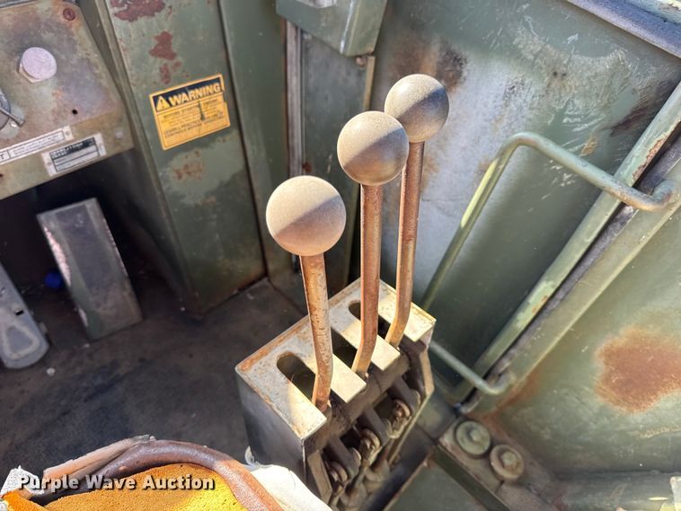 image for item DW6665 1984 Case MW24C wheel loader