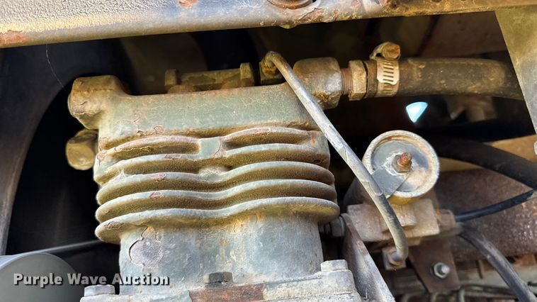 image for item DW6665 1984 Case MW24C wheel loader