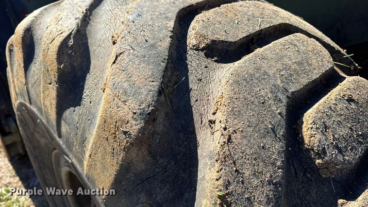 image for item DW6665 1984 Case MW24C wheel loader