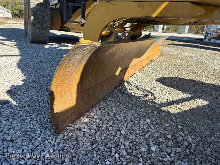 image for item DW6666 2009 Caterpillar 140M motor grader