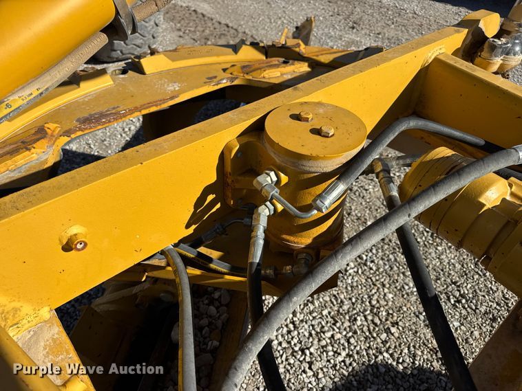 image for item DW6666 2009 Caterpillar 140M motor grader