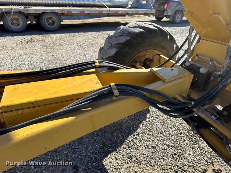 image for item DW6666 2009 Caterpillar 140M motor grader