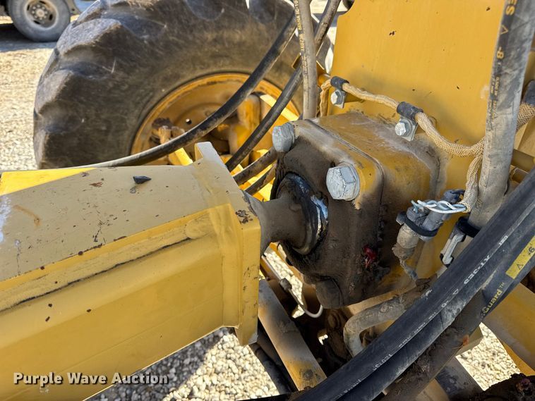 image for item DW6666 2009 Caterpillar 140M motor grader