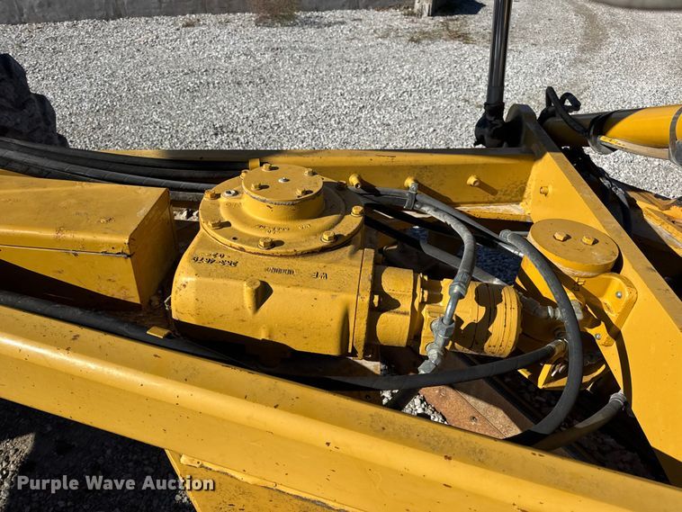 image for item DW6666 2009 Caterpillar 140M motor grader