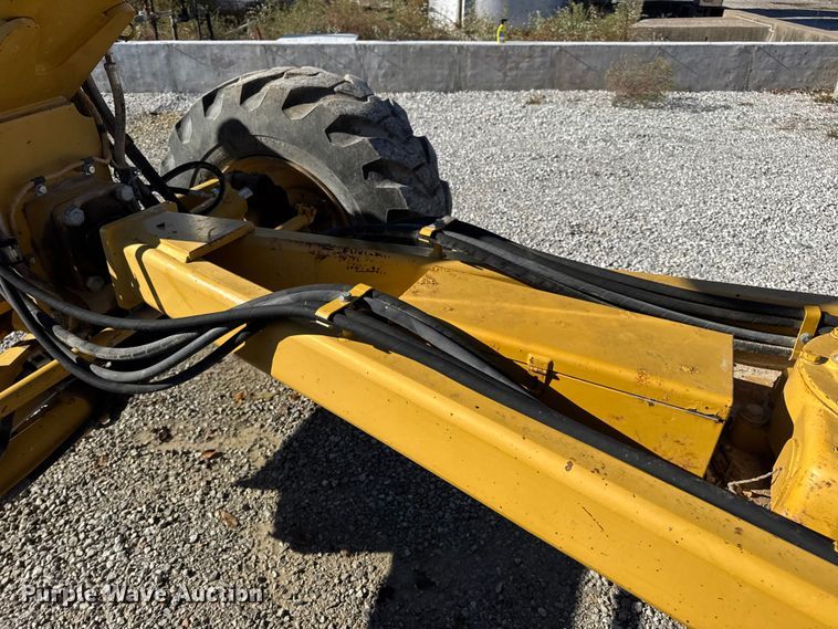 image for item DW6666 2009 Caterpillar 140M motor grader