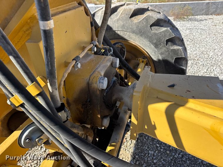 image for item DW6666 2009 Caterpillar 140M motor grader
