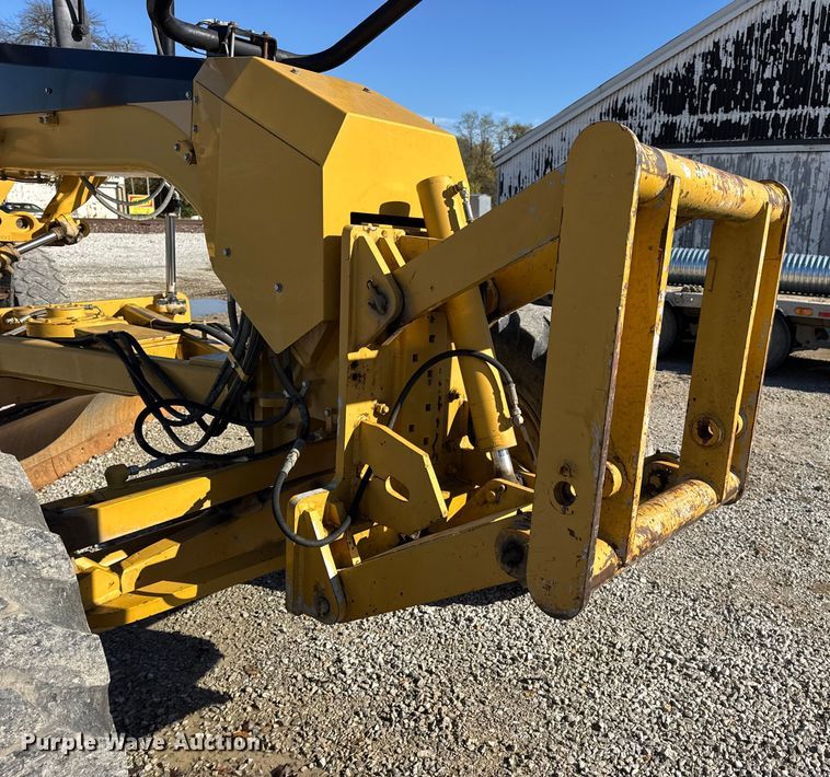 image for item DW6666 2009 Caterpillar 140M motor grader