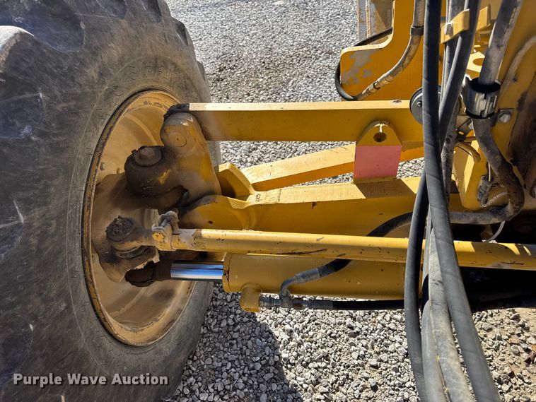 image for item DW6666 2009 Caterpillar 140M motor grader